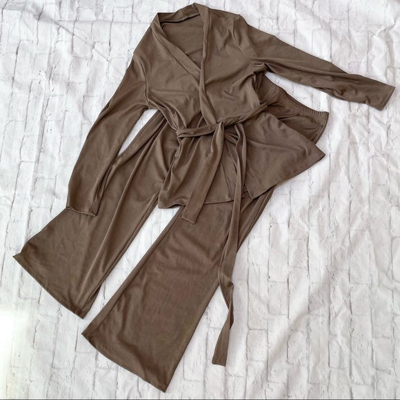 SOLD Mocha Brown Ribbed Wrap Belted Robe Top Flare Pajama Lounge Pants Set M - Picture 5 of 8